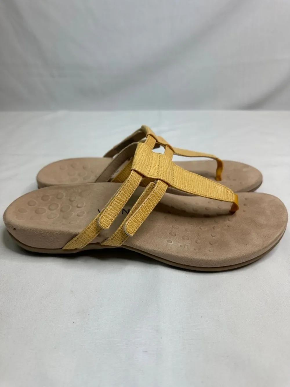 Vionic Yellow Strappy Toe-Post Sandals